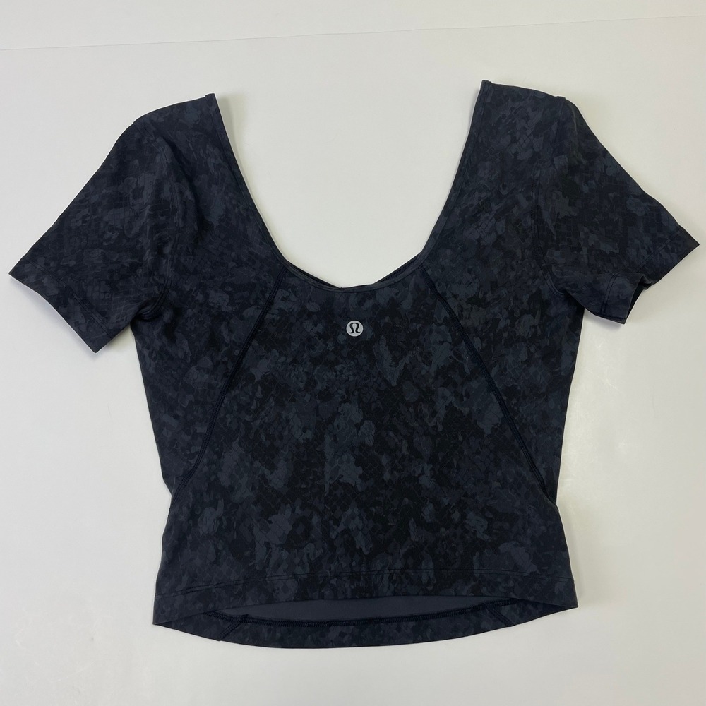 LULULEMON Align Tee Crop Hideaway snakeskin Camo Deep Coal Multi Size 4 - Picture 2 of 8